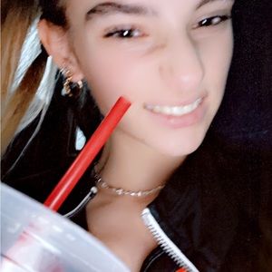 Meet your Posher, Bethanny